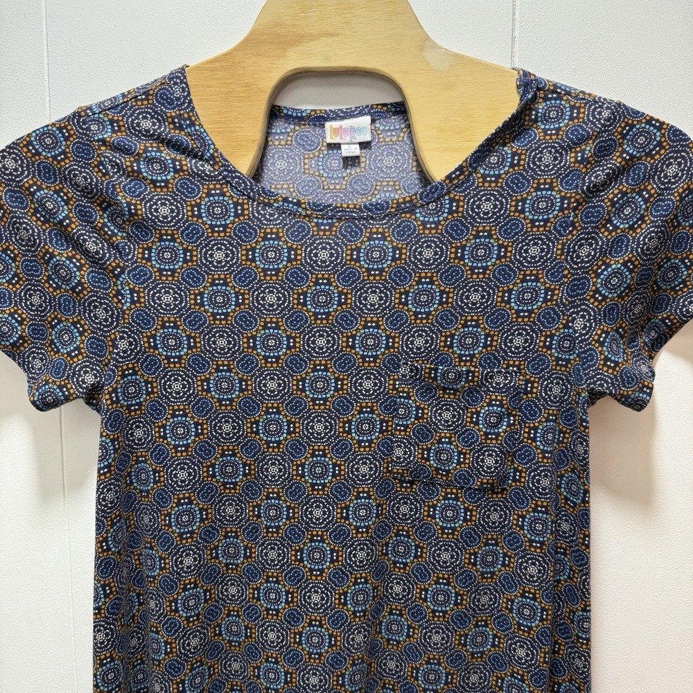 Lularoe Women's Size Large‎ T-shirt Dress With Pocket